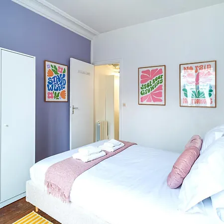 Flat Next To Montparnasse Train Station *